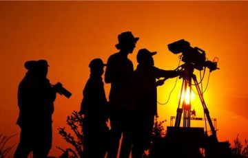 如何低預(yù)算實(shí)現(xiàn)戶(hù)外布光拍攝？